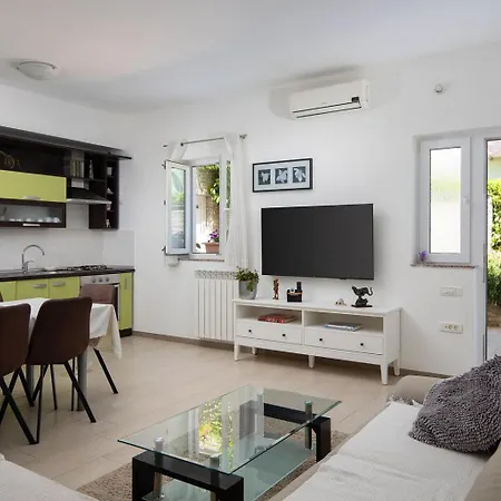 Apartamento Lucy *